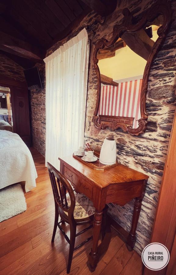 Casa Pineiro Guest House Monfero Bagian luar foto