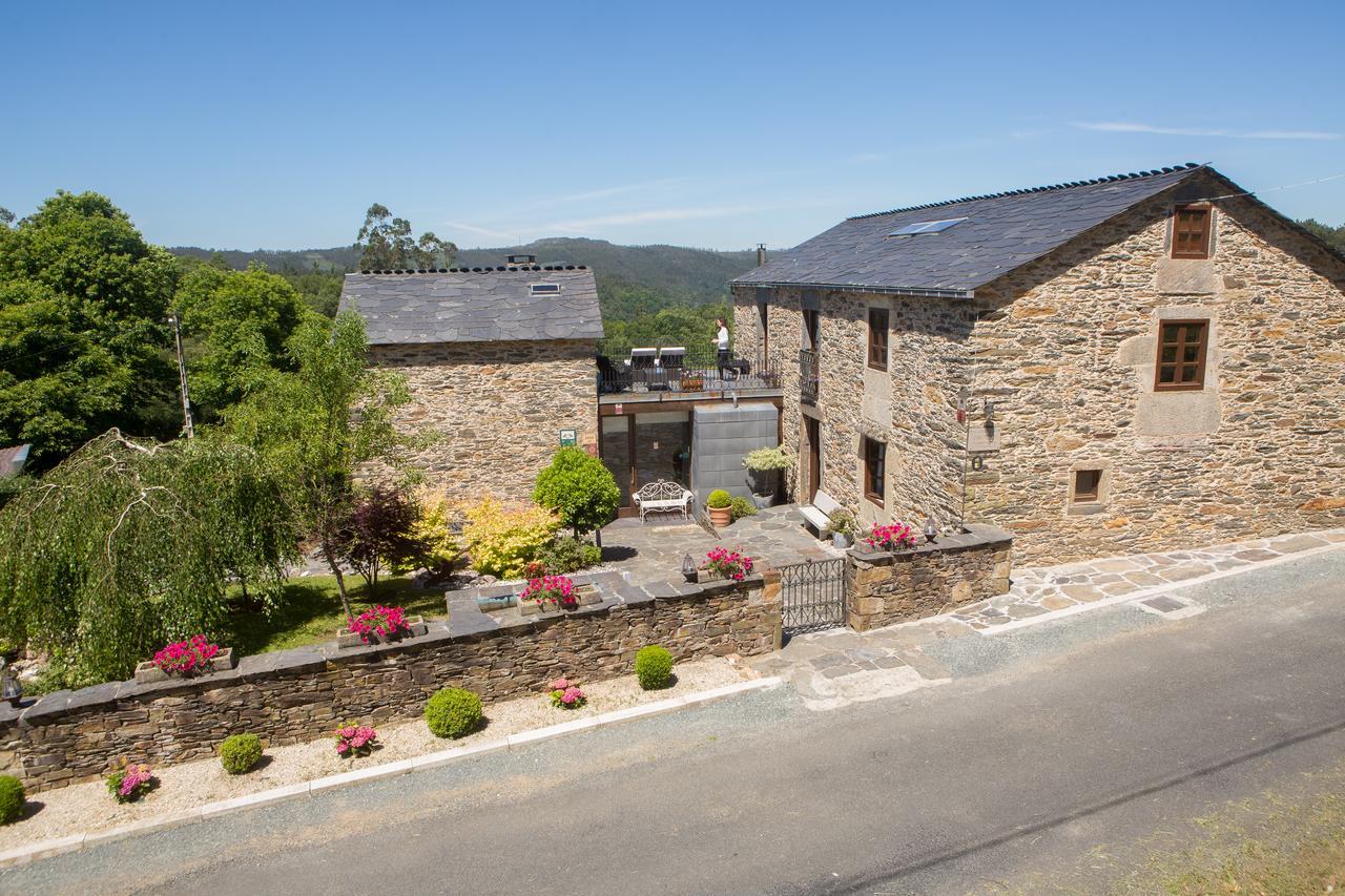 Casa Pineiro Guest House Monfero Bagian luar foto